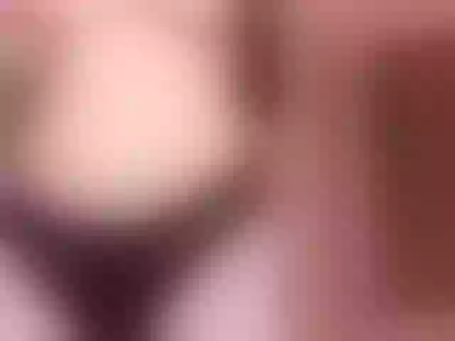 Live sex webcam photo for KayaLuan #271782616