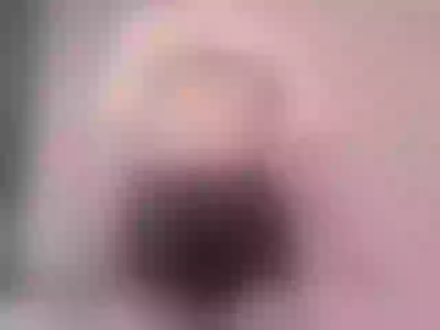 Live sex webcam photo for KayaLuan #272628722