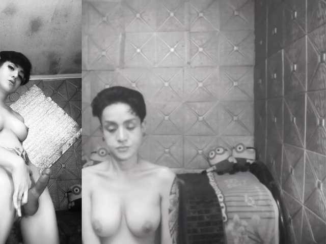 Live sex webcam photo for KayceeIlove #290518659