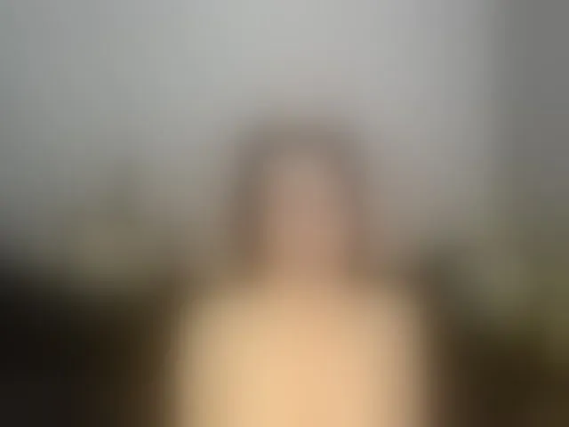 Live sex webcam photo for KayceeIlove #293836771