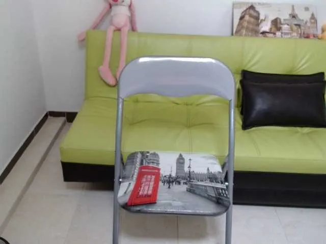 Live sex webcam photo for Kayla02 #272867957
