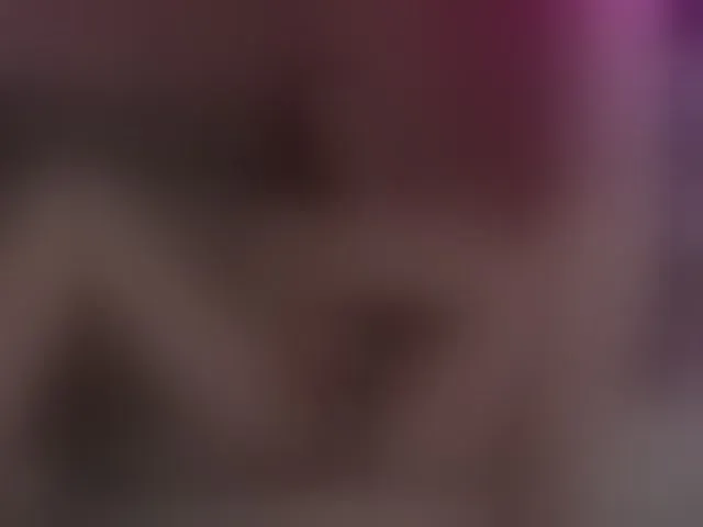 Live sex webcam photo for KaylaJoy #292489196