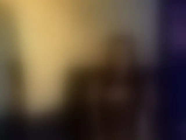 Live sex webcam photo for KaylaJoy #294016498