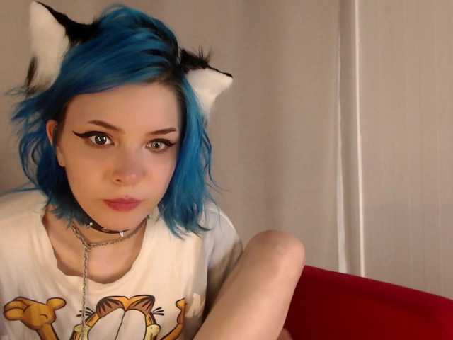 Live sex webcam photo for KaylyKitten #273911546