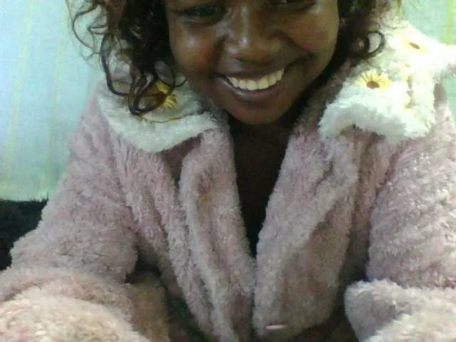 Live sex webcam photo for Kaysha12 #291106522