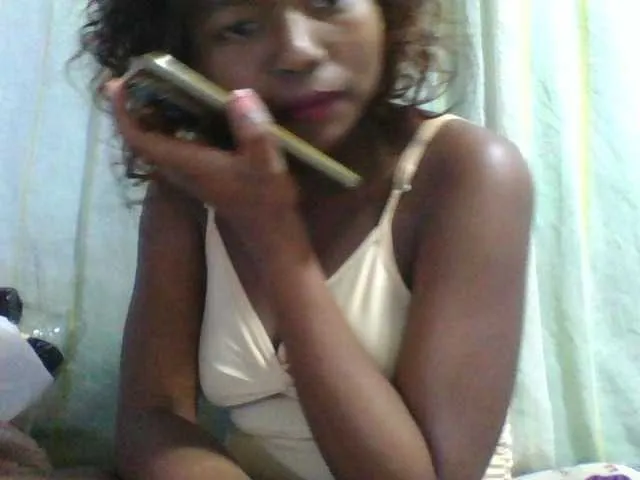 Live sex webcam photo for Kaysha12 #291313057