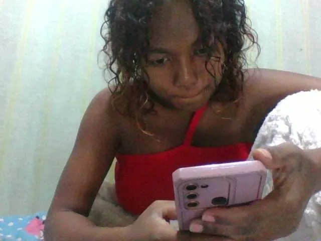 Live sex webcam photo for Kaysha12 #291377042
