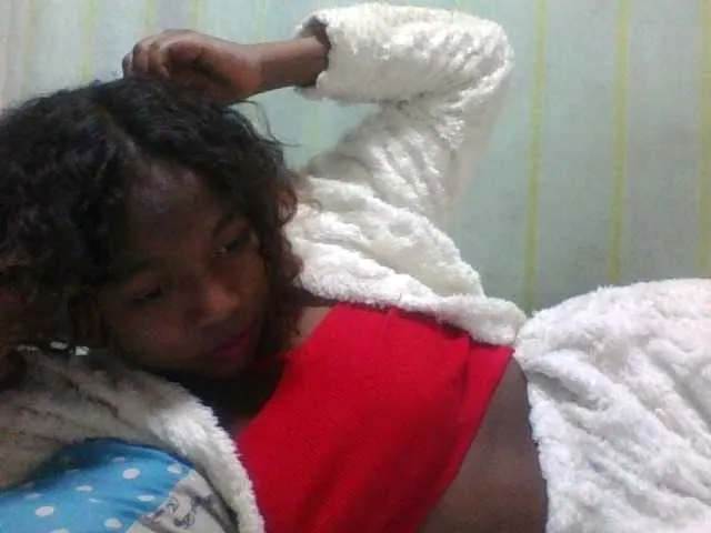 Live sex webcam photo for Kaysha12 #291378828
