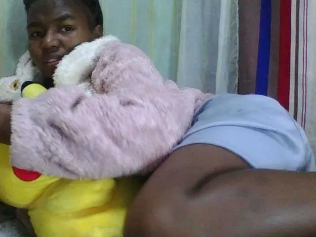 Live sex webcam photo for Kaysha12 #291548113