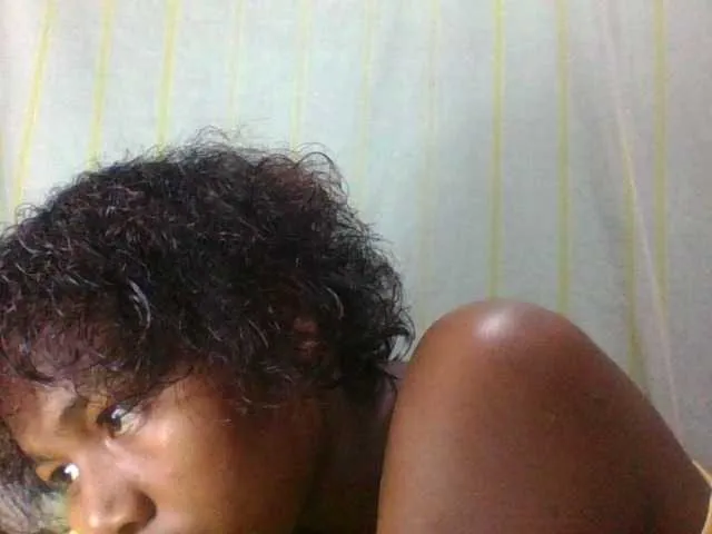 Live sex webcam photo for Kaysha12 #291752890