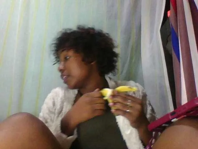 Live sex webcam photo for Kaysha12 #291778677
