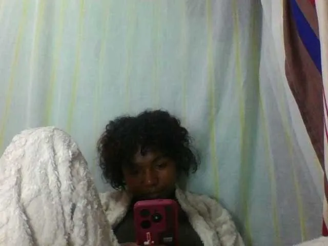 Live sex webcam photo for Kaysha12 #291782017