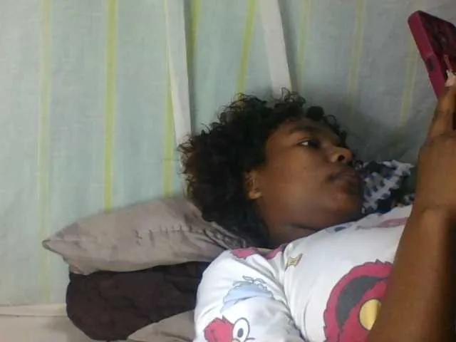 Live sex webcam photo for Kaysha12 #291809993
