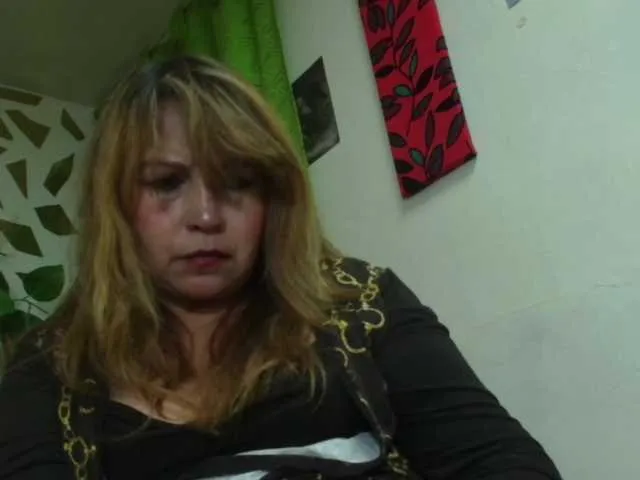 Live sex webcam photo for Kazsandra #291211436