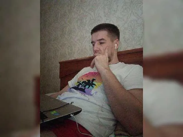 Live sex webcam photo for KeGaMbiT69 #276949858