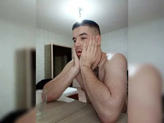 Live sex webcam photo for KeGaMbiT69 #276987158