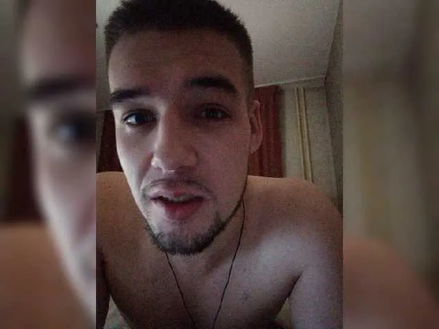 Live sex webcam photo for KeGaMbiT69 #277006022