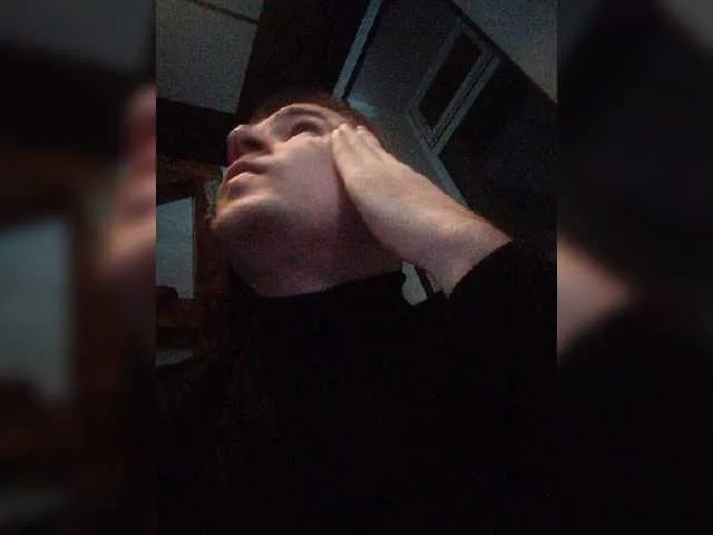 Live sex webcam photo for KeGaMbiT69 #277046777