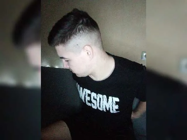 Live sex webcam photo for KeGaMbiT69 #277262861