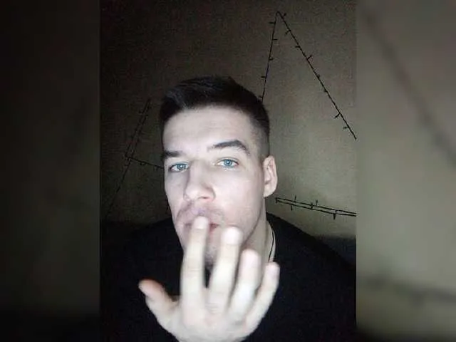 Live sex webcam photo for KeGaMbiT69 #277299704