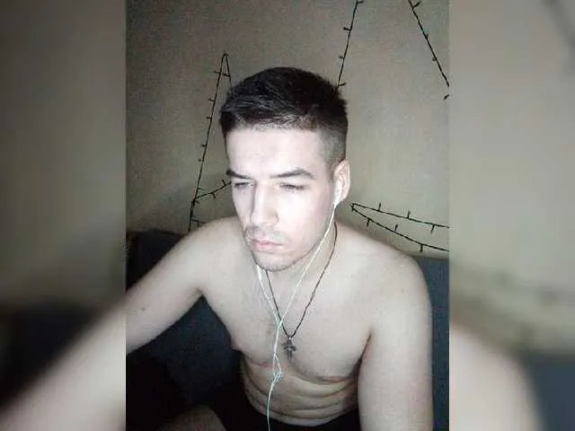 Live sex webcam photo for KeGaMbiT69 #277305934