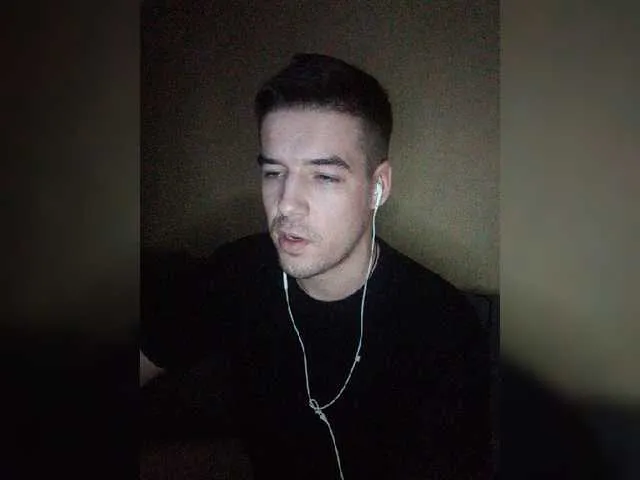 Live sex webcam photo for KeGaMbiT69 #277313115