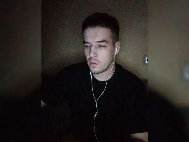 Live sex webcam photo for KeGaMbiT69 #277327819