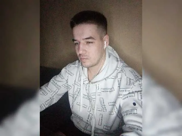 Live sex webcam photo for KeGaMbiT69 #277368385