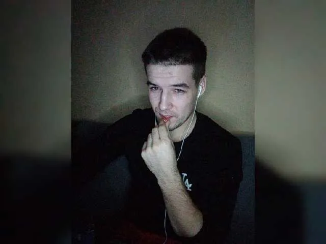 Live sex webcam photo for KeGaMbiT69 #277456958