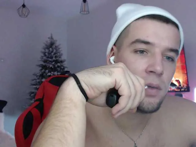 Live sex webcam photo for KeGaMbiT69 #292316738