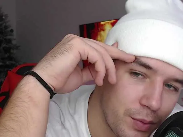 Live sex webcam photo for KeGaMbiT69 #292344795