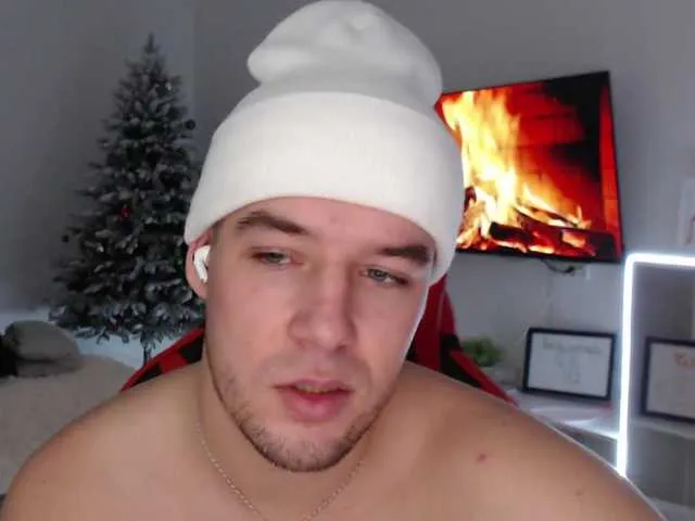 Live sex webcam photo for KeGaMbiT69 #292378429