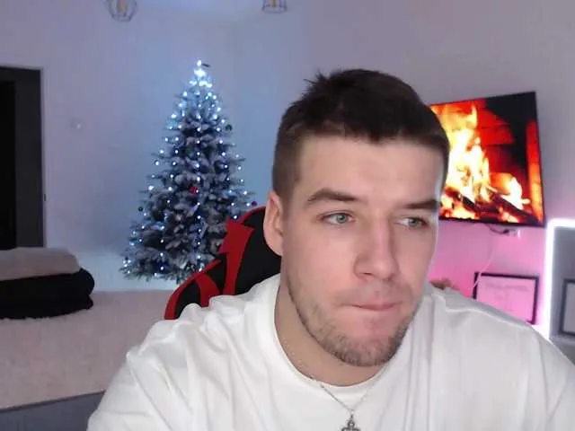 Live sex webcam photo for KeGaMbiT69 #292386041