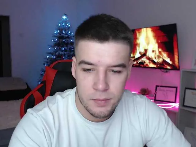 Live sex webcam photo for KeGaMbiT69 #292390343