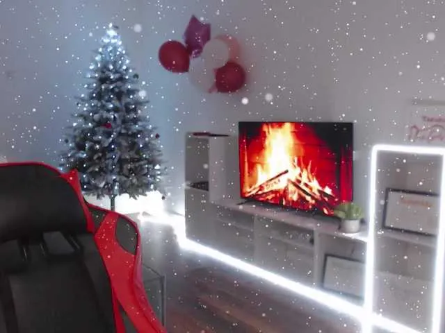 Live sex webcam photo for KeGaMbiT69 #292394930