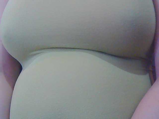 Live sex webcam photo for KeepmepregO #276457586