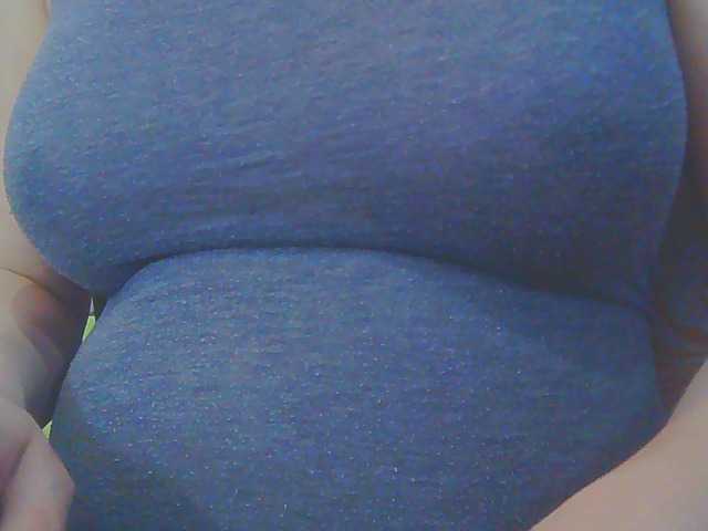 Live sex webcam photo for KeepmepregO #276936375