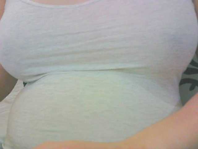 Live sex webcam photo for KeepmepregO #290374829