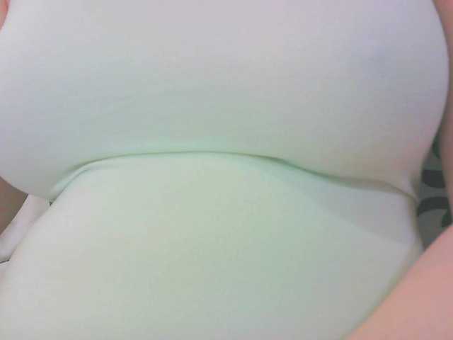 Live sex webcam photo for KeepmepregO #290494390