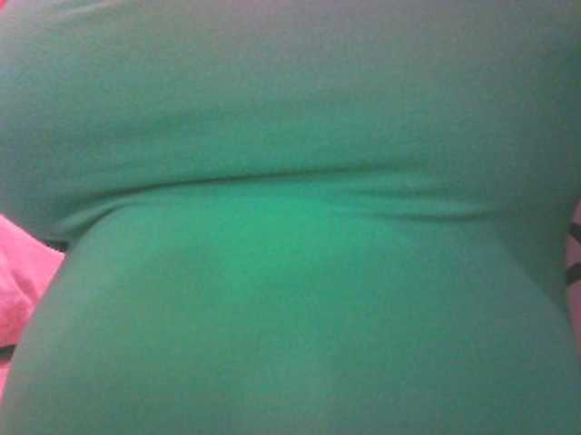 Live sex webcam photo for KeepmepregO #290702718