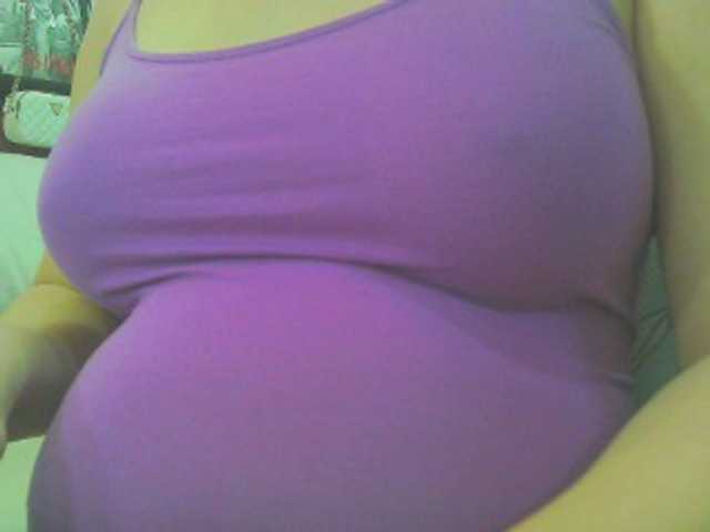 Live sex webcam photo for KeepmepregO #290914676