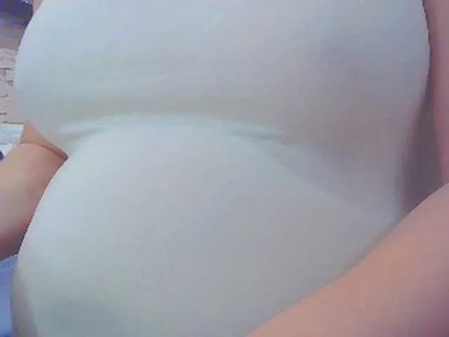 Live sex webcam photo for KeepmepregO #291070089