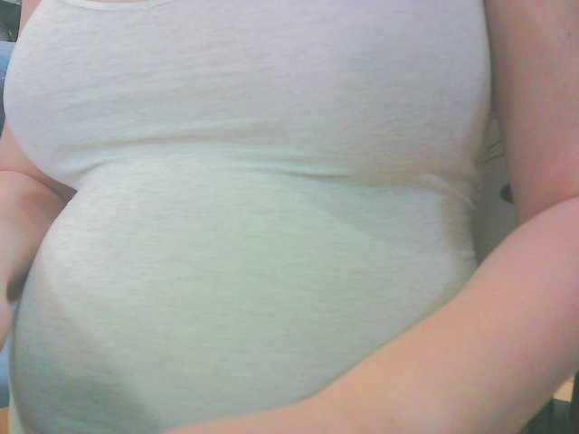 Live sex webcam photo for KeepmepregO #291125390