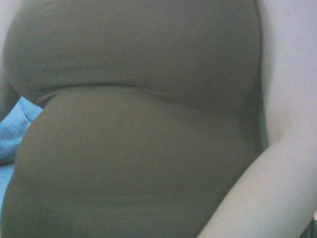 Live sex webcam photo for KeepmepregO #291410964