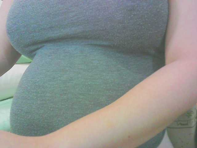 Live sex webcam photo for KeepmepregO #291655114