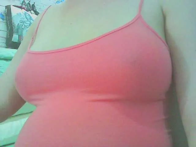 Live sex webcam photo for KeepmepregO #291686661