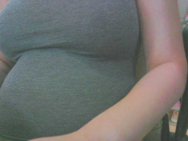 Live sex webcam photo for KeepmepregO #292095431