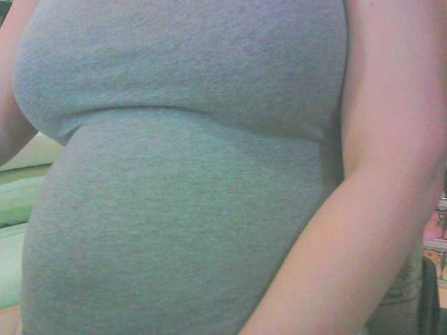 Live sex webcam photo for KeepmepregO #292128099