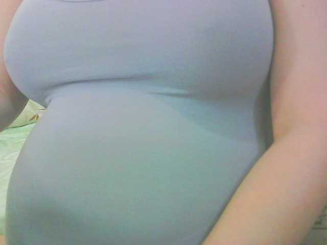 Live sex webcam photo for KeepmepregO #292268324