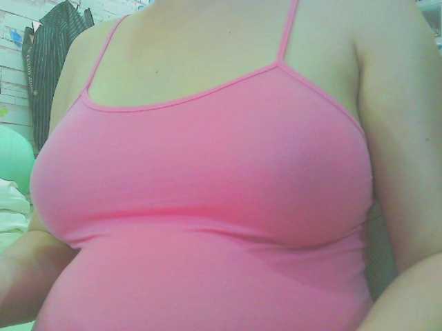 Live sex webcam photo for KeepmepregO #292375745